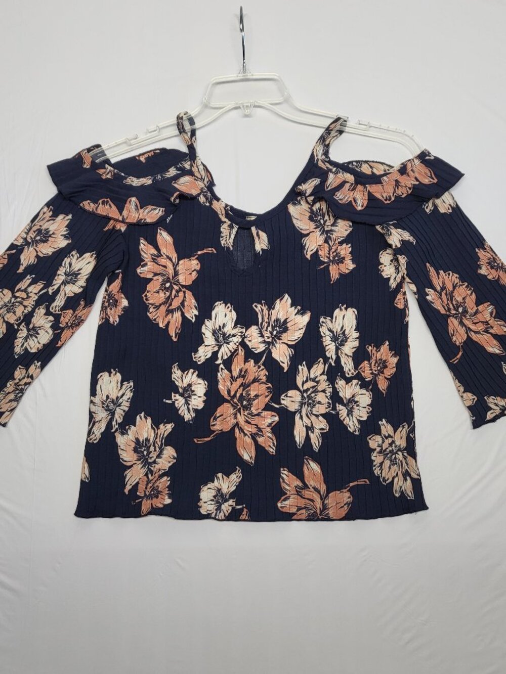 Banana Lemon Womens Floral Top Crop Size Medium Pleated 3/4 Sleeve Made in USA